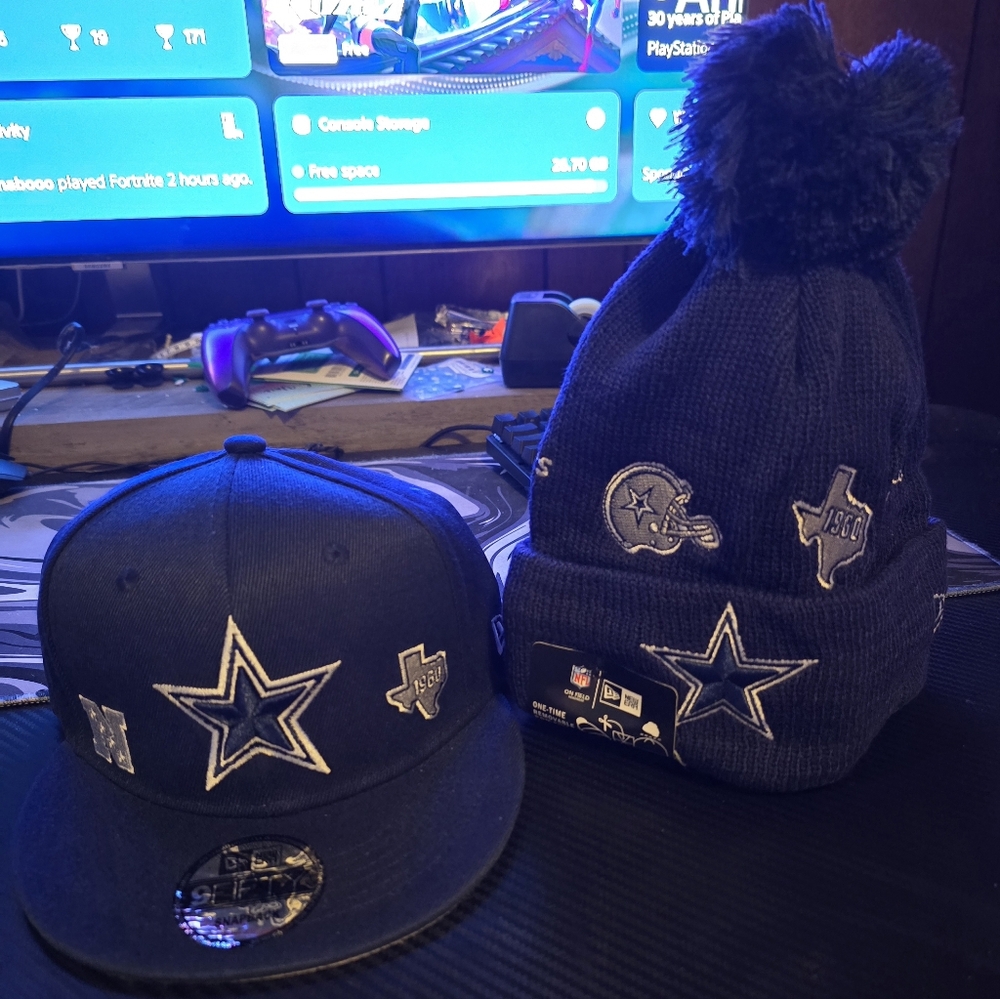 Cowboys snapback hat and beanie bundle